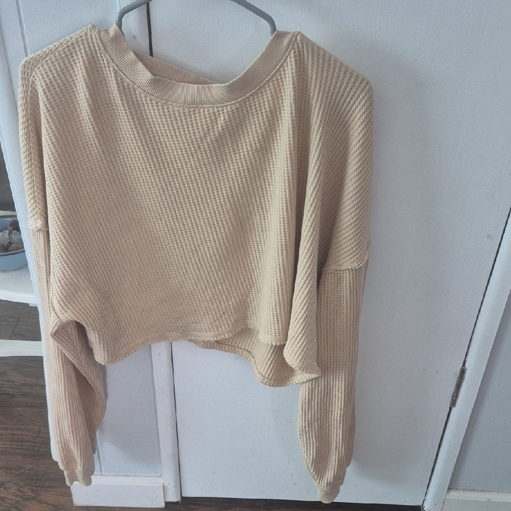 SO Beige/tan Crop Top. Large.